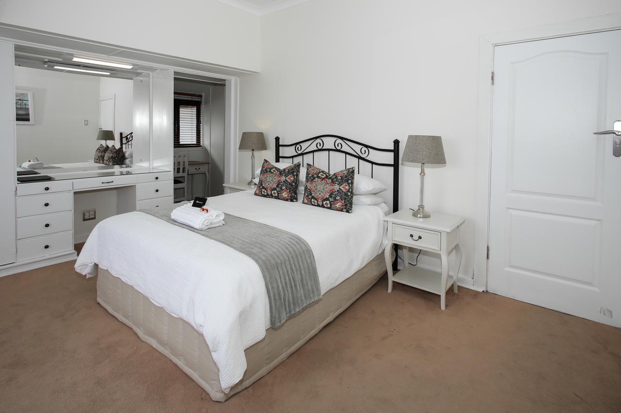 Hathaway Guest House 东伦敦 外观 照片